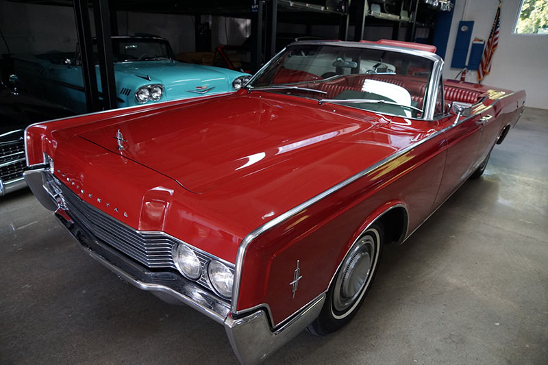 Sell a classic car Lincoln Continental