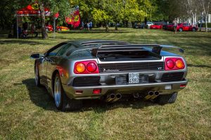sell a classic car lamborghini diablo