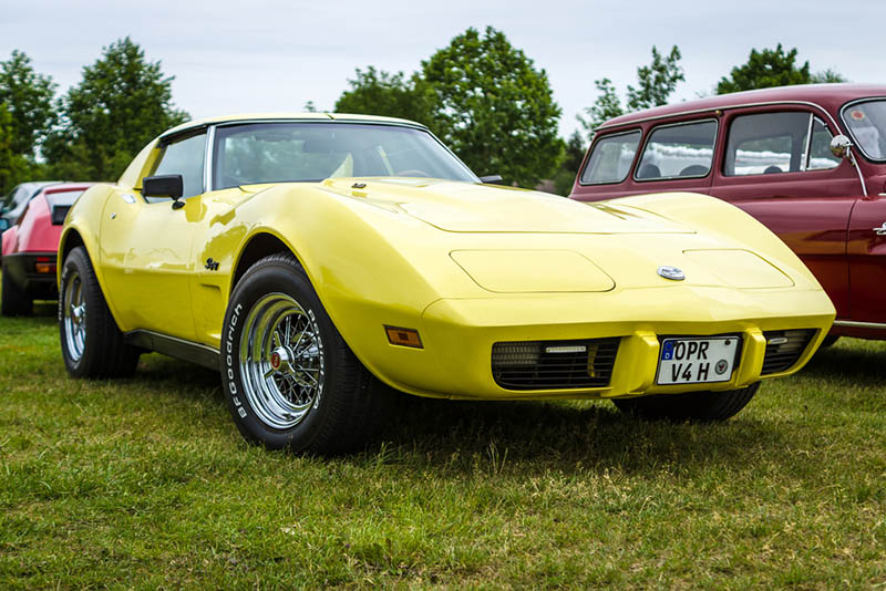 sell a classic 1976 Corvette