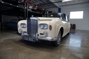 classic car buyers near me