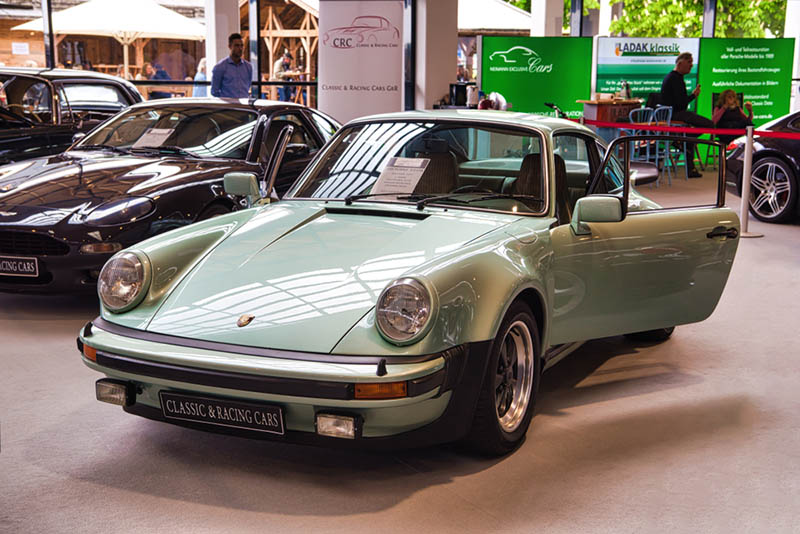 Sell a Classic Porsche 930 1977